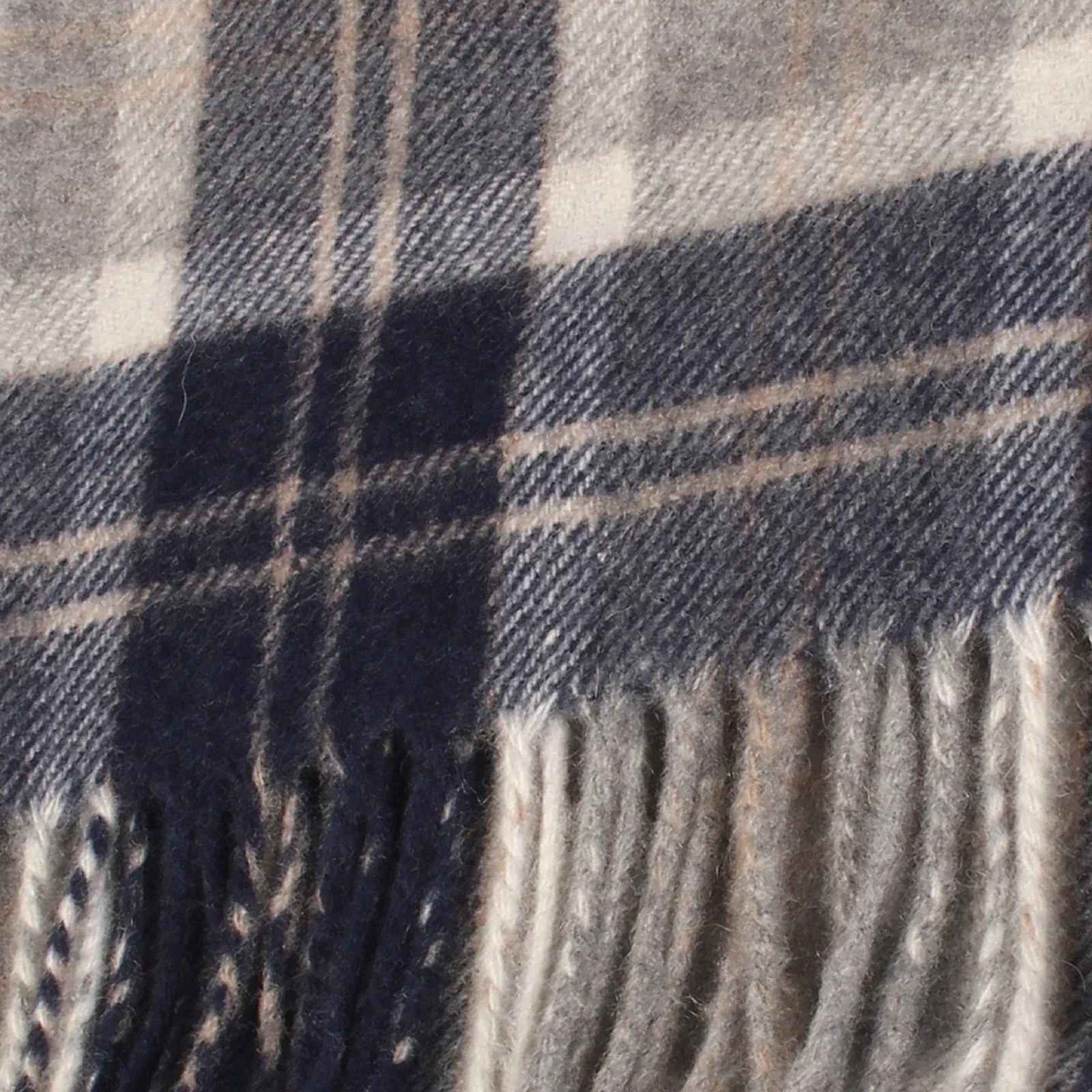 100% Cashmere Scarf Made In Scotland Bannockbane Silver