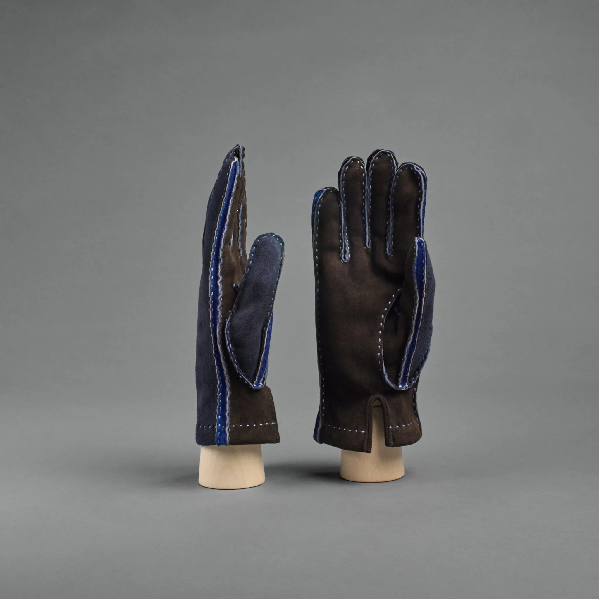 Ladies Gloves from Dark Blue/Dark Brown Goatskin lined with Cashmere