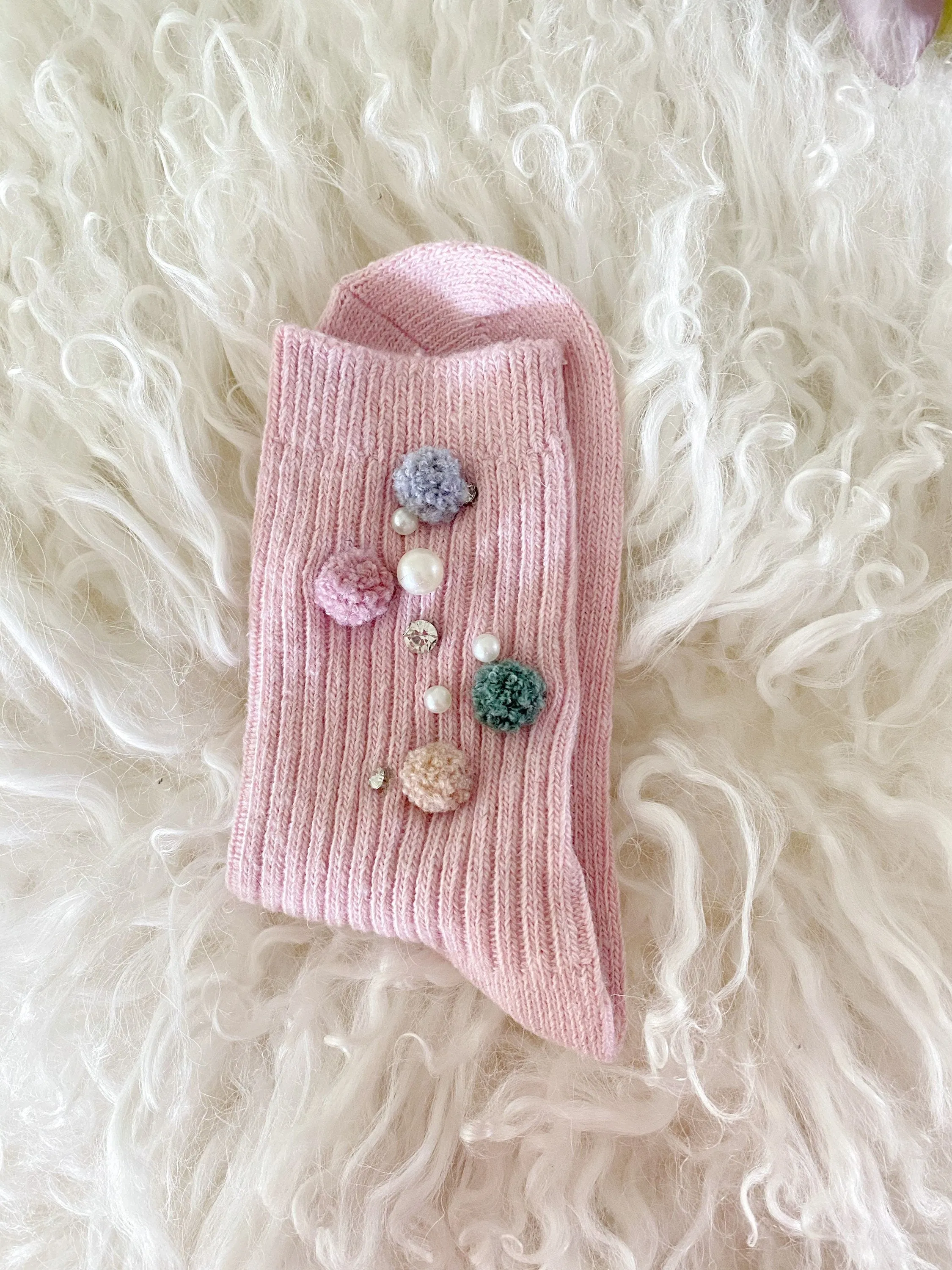 Miss June’s | Women’s | 1 pair| Beading socks｜Creative | Colorful |Craft| Winter | Designed | Art | Gift Idea | Cute | Stylish | Comfortable