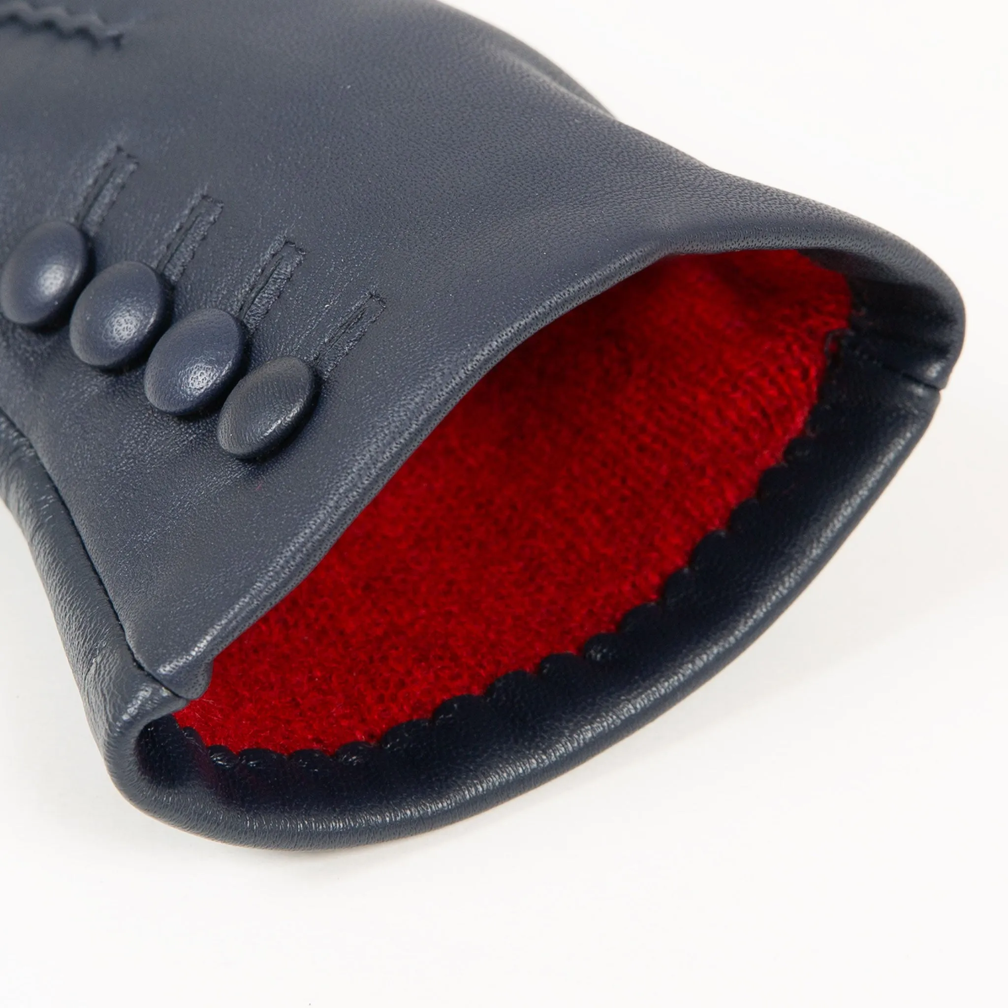 Women’s Touchscreen Three-Point Cashmere-Lined Leather Gloves with Buttons